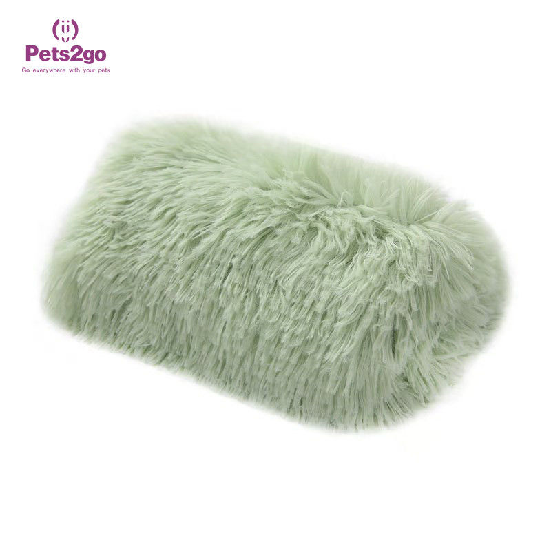 Pets2Go waterproof dirt resistant Dog Faux Fur Bed